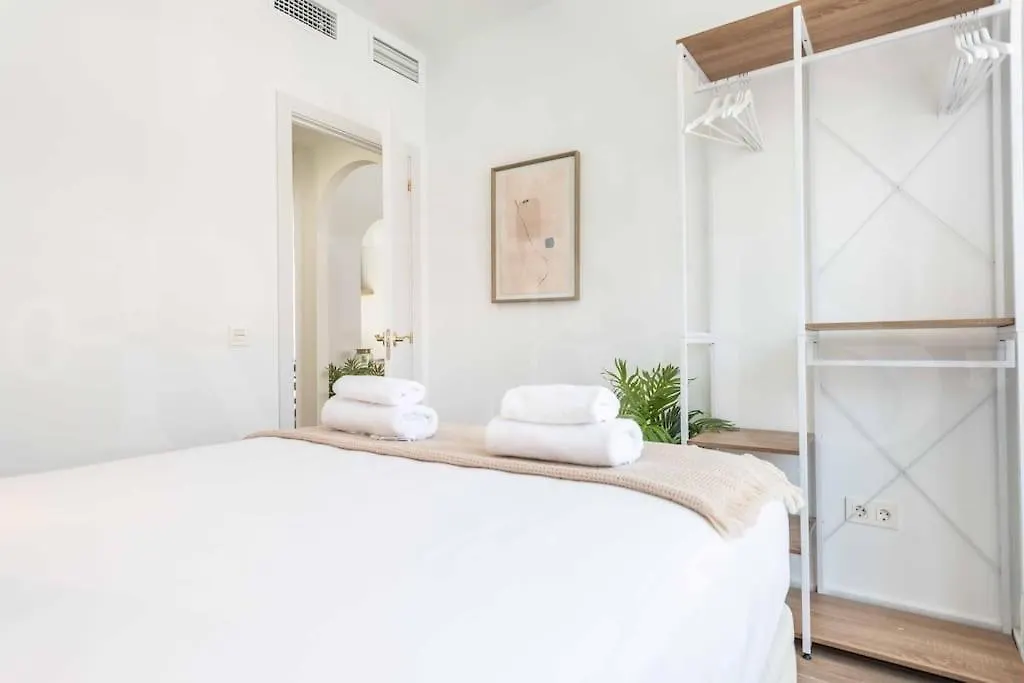 Chic Quiet Apartment Near The Center By Rems 马拉加