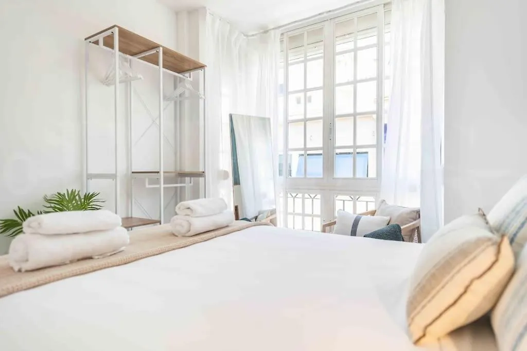 Chic Quiet Apartment Near The Center By Rems 马拉加