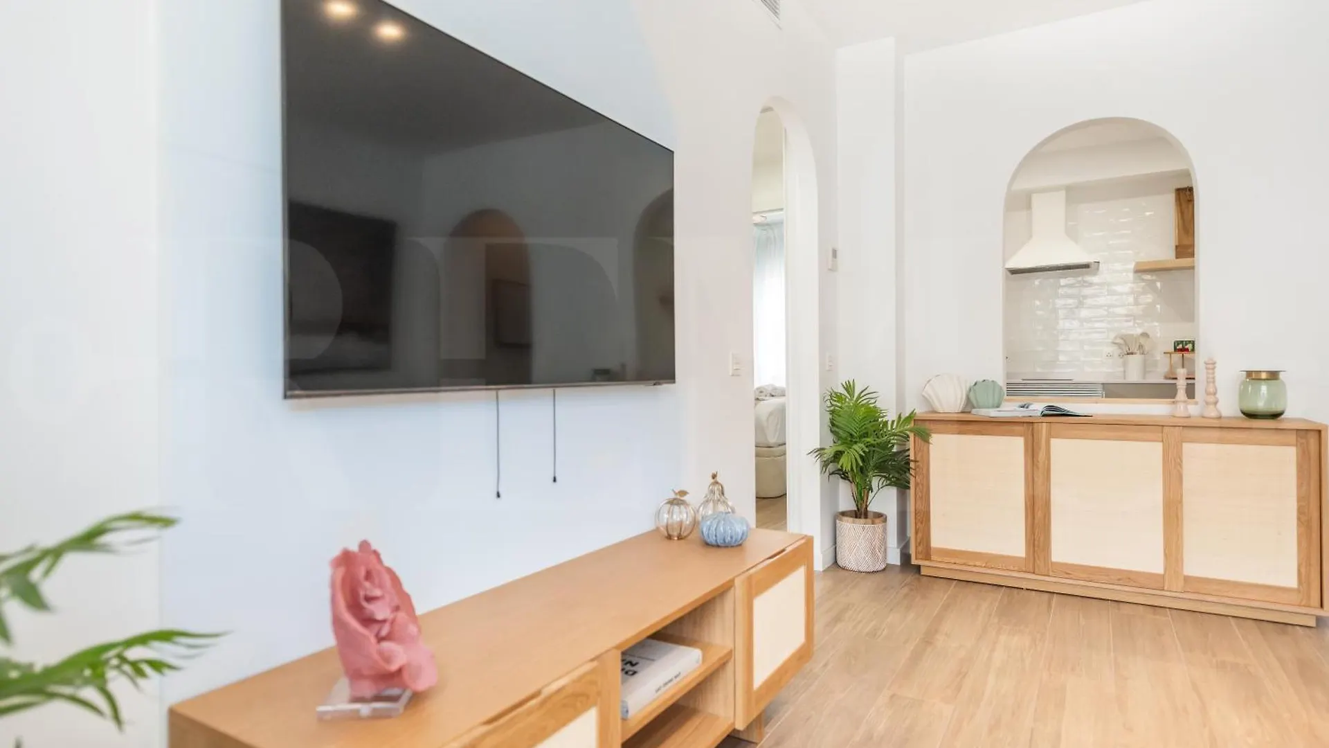 Chic Quiet Apartment Near The Center By Rems 马拉加